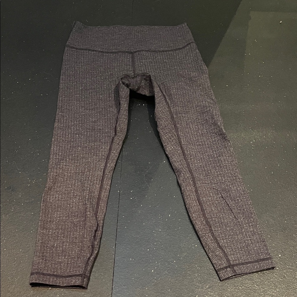 lululemon Athletica Cropped Leggings